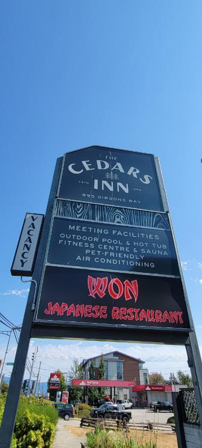 The Cedars Inn Hotel & Convention Centre Гибсънс Екстериор снимка